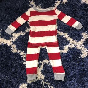 Burt’s Bee 2 piece baby pjs